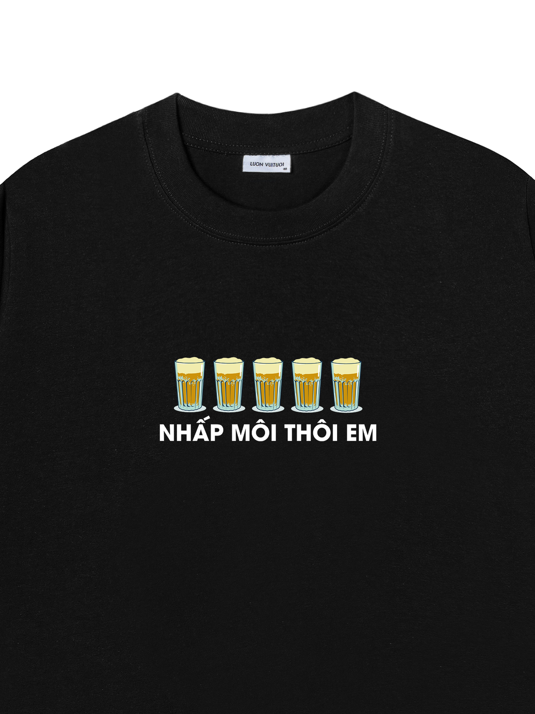 Áo Thun Nhấp Môi Thôi Em