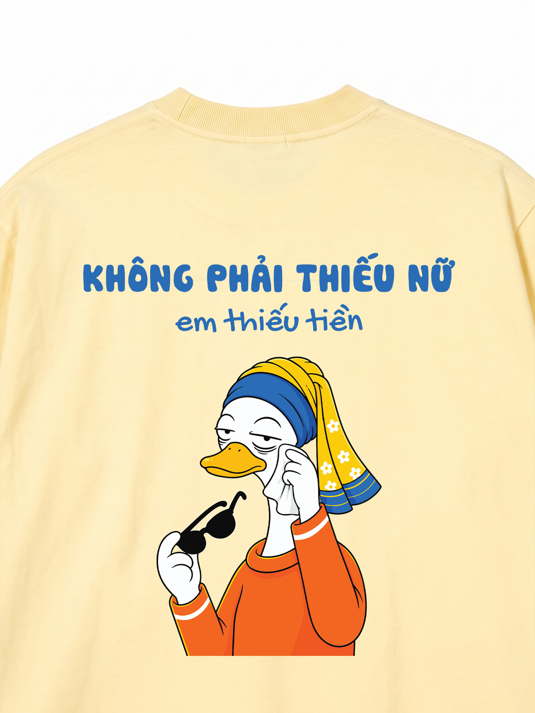 Áo Thun Vịt Lisa - Không Phải Thiếu Nữ Em Thiếu Tiền